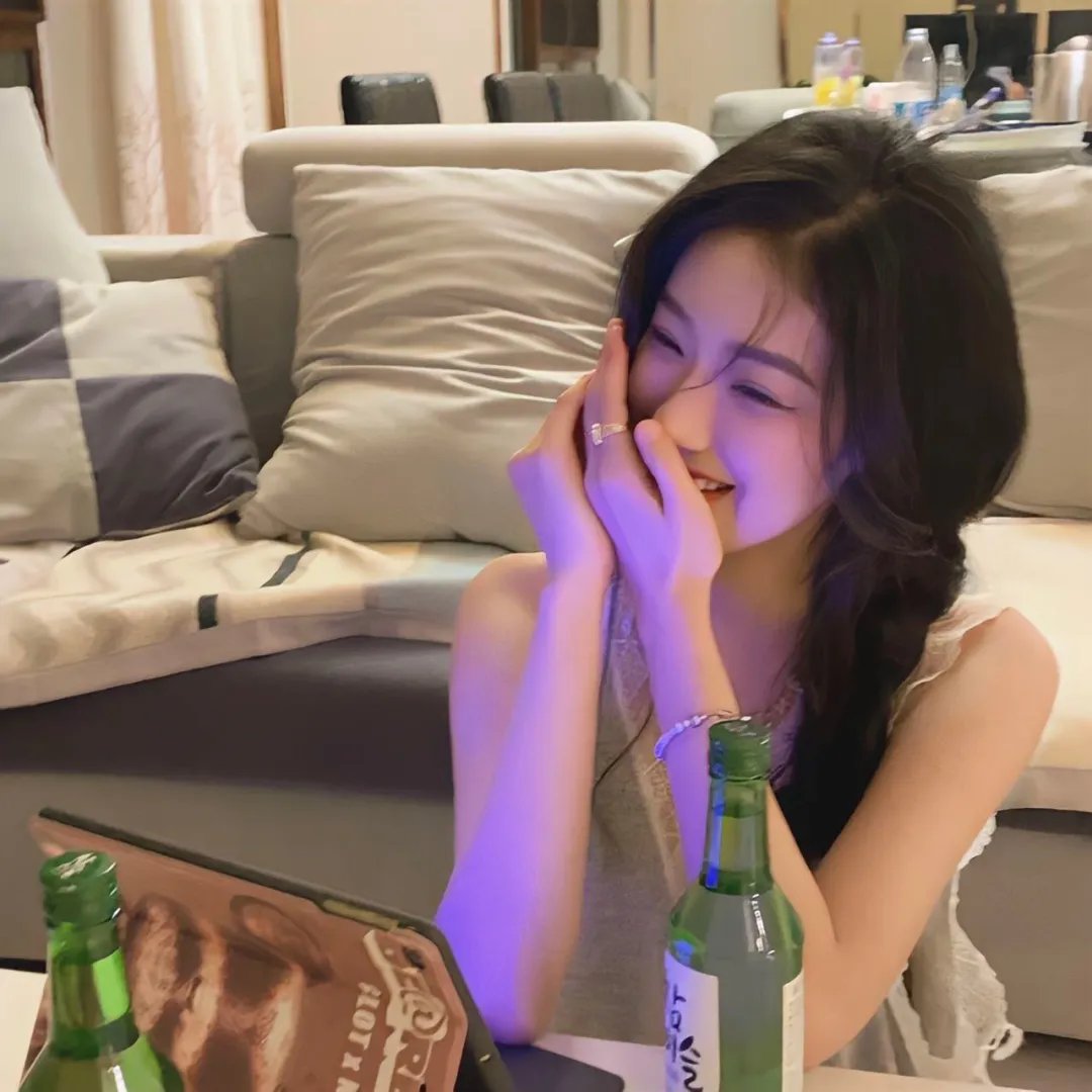 一个女学生的日记 在线观看封面